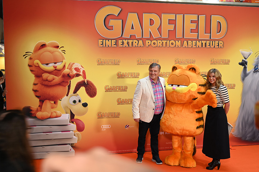Sabrina auf der Premiere von GARFIELD - EINE EXTRAPORTION ABENTEUER in Berlin